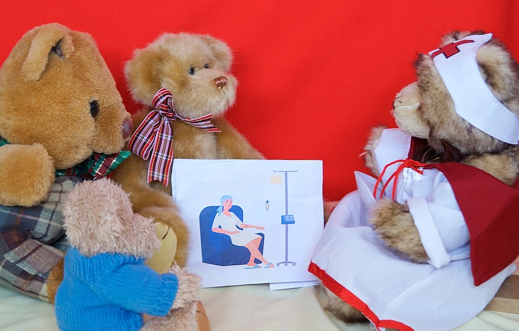 HB, Scotty, Oscar and Nurse Bree need to make a photo about Chemotherapy treatment