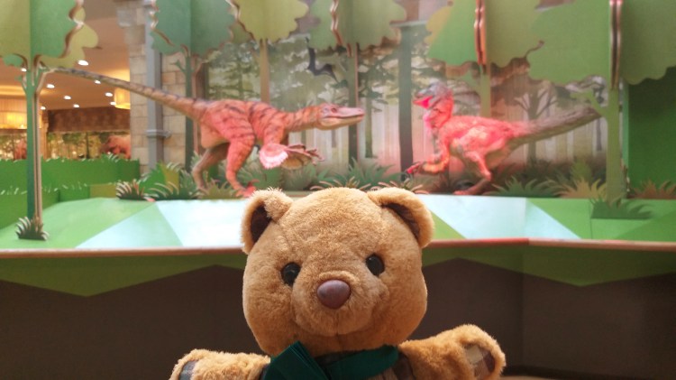 T Rexes growl and quarrel at the T rex cafe in the Natural History Museum