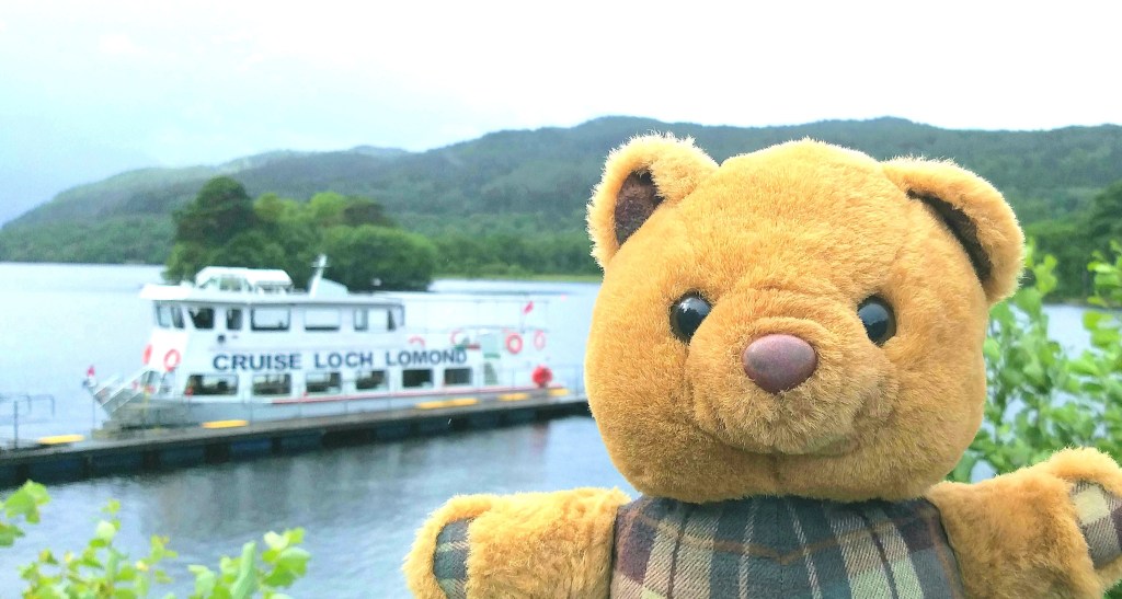 Scotland the Brave cruises on Loch Lomond