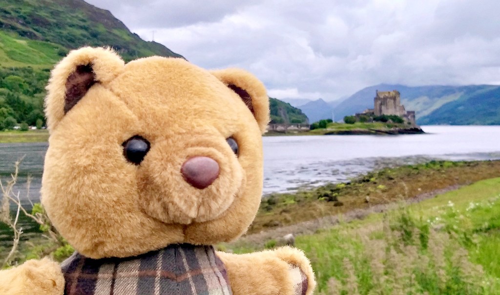 The castle behind Scotty in the pic above is depicted in Outlander